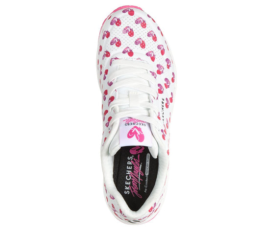 Jason Naylor: UNO - Live Life Colorfully | Skechers sale