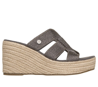Martha Stewart:Iris - Unstoppable | Skechers discount